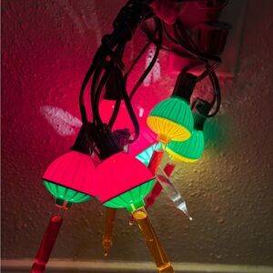 Vintage Christmas Bubble Lights 115-120 volts (7 lights